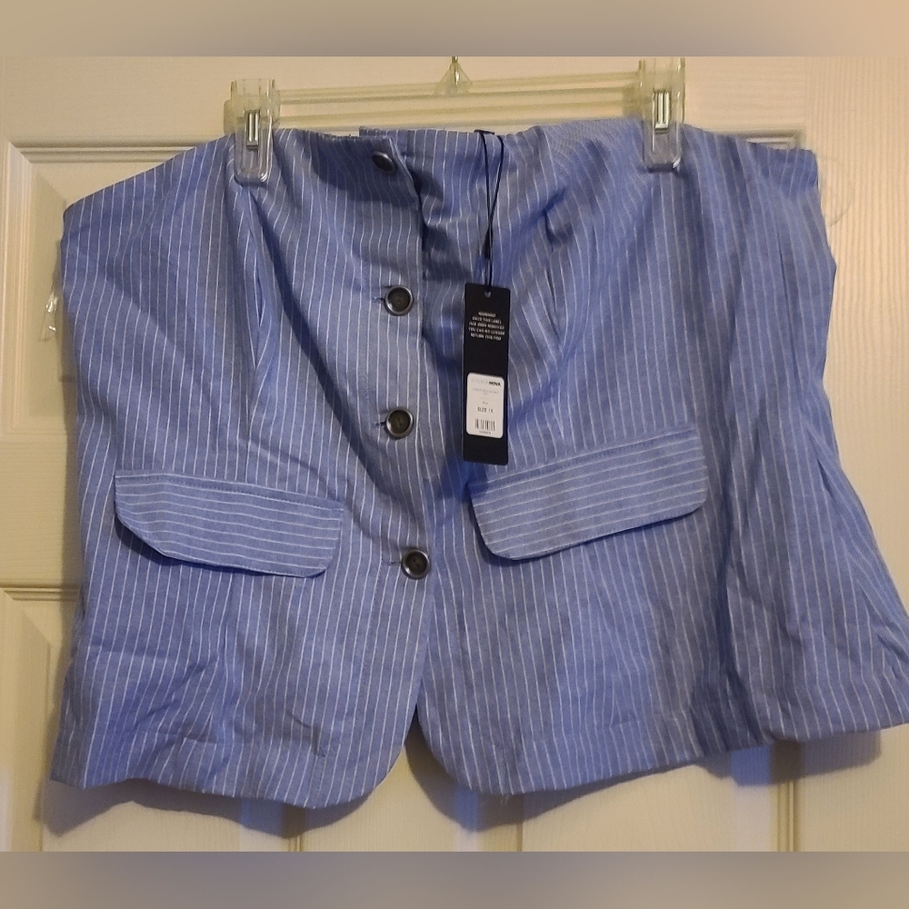 Fashion Nova Blue Striped Top